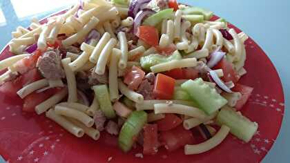 Salade Fraîcheur de Pâtes, Thon et Légumes Croquants