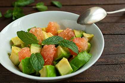 Salade d'Avocat et Pamplemousse à la Menthe