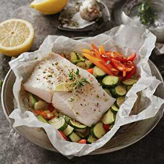 Papillote Légère de Poisson Blanc et Légumes Croquants